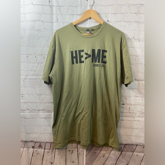 Next Level Womens Size Small He>Me Olive Green Christian Bible Verse Graphic Tee - Picture 2 of 6